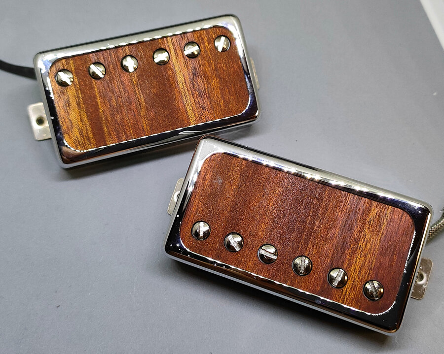 PMS HB Wood Mahogany